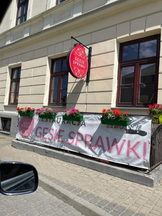 Apartamenty Luczkowskiego Z Widokiem Na Studnie 2 Chełm Exteriör bild
